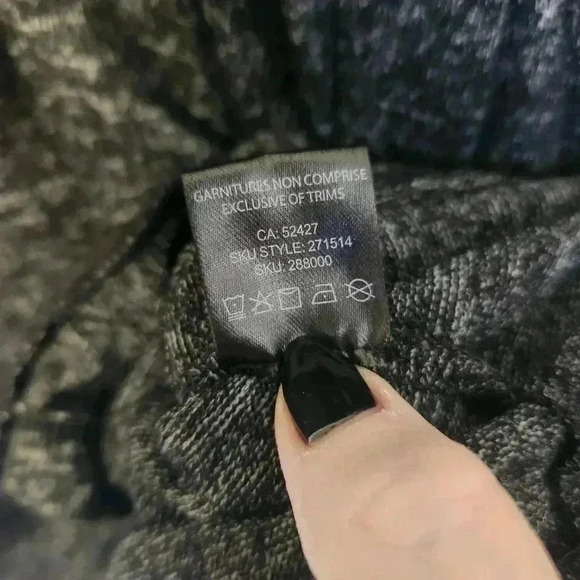 Lily  Morgan Tunic with Button Detail Down Front - Size M - Picture 6 of 7